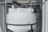 Емкость ЦКТ 3000 л с патрубком 110мм с фланцем под плотность до 1,5 г/см³ белая в обрешетке с лестницей
